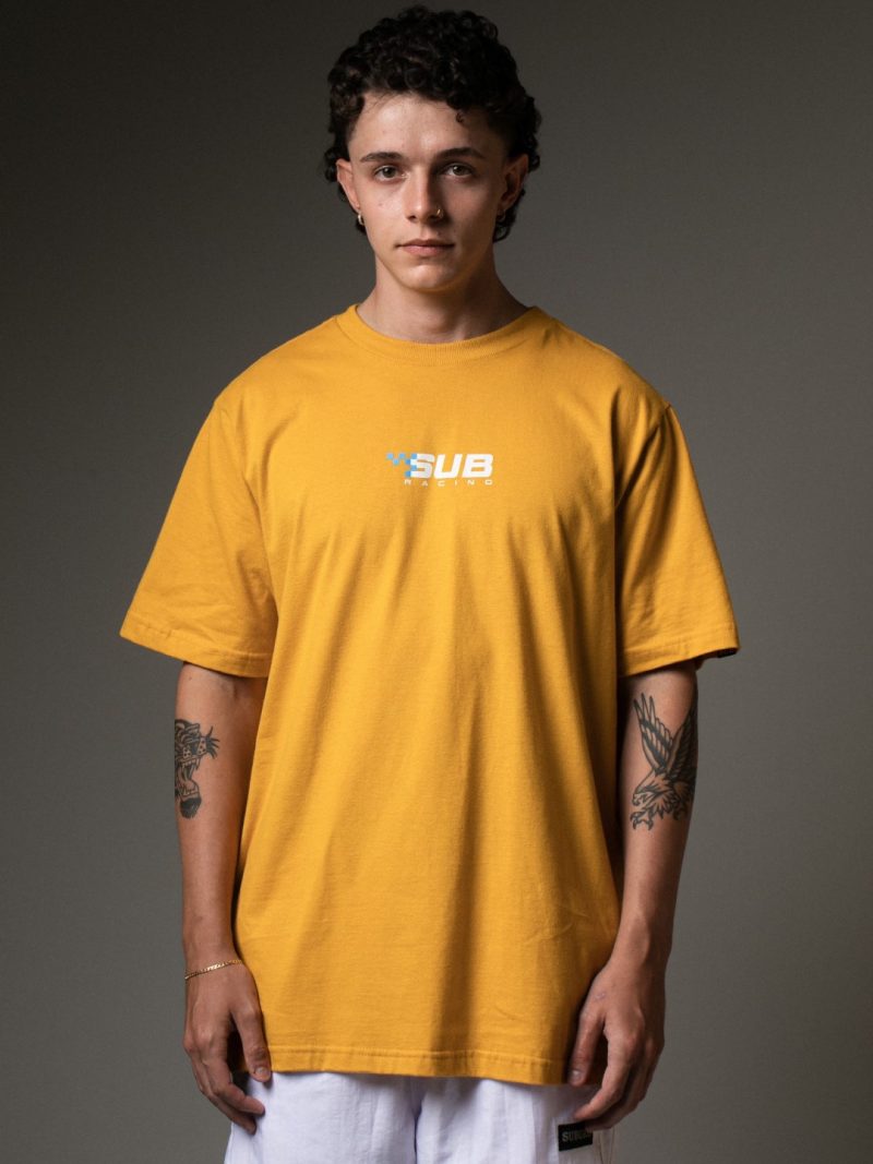 TEE FLAG AMARELO